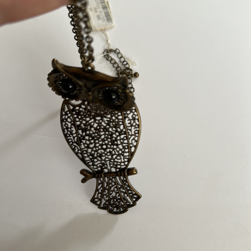 Thin Owl necklace - Picture 3 of 6